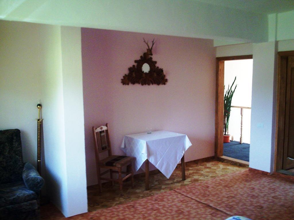 Hotel Casa Mora Sucevita Zimmer foto