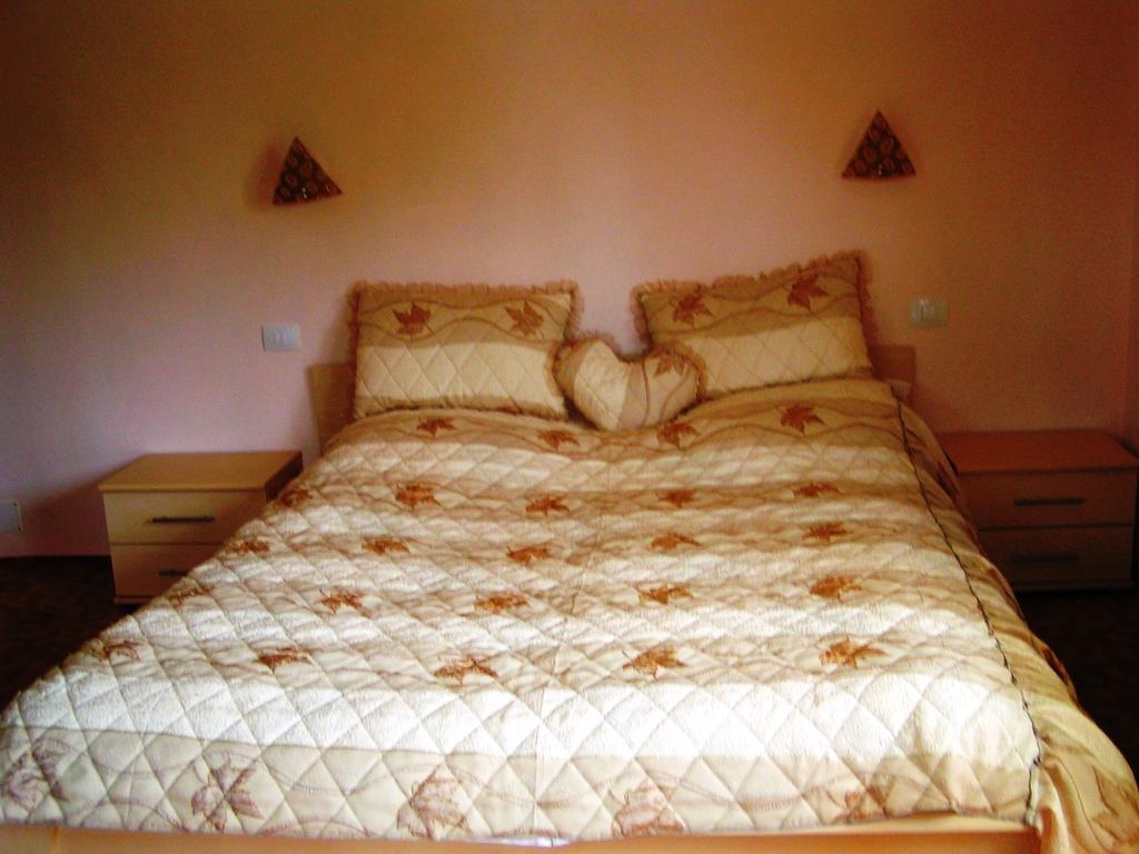 Hotel Casa Mora Sucevita Zimmer foto